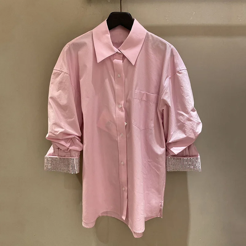 

2023 spring and summer new women's heavy industry rhinestone cuffs loose pink shirt long-sleeved pocket shirt wang