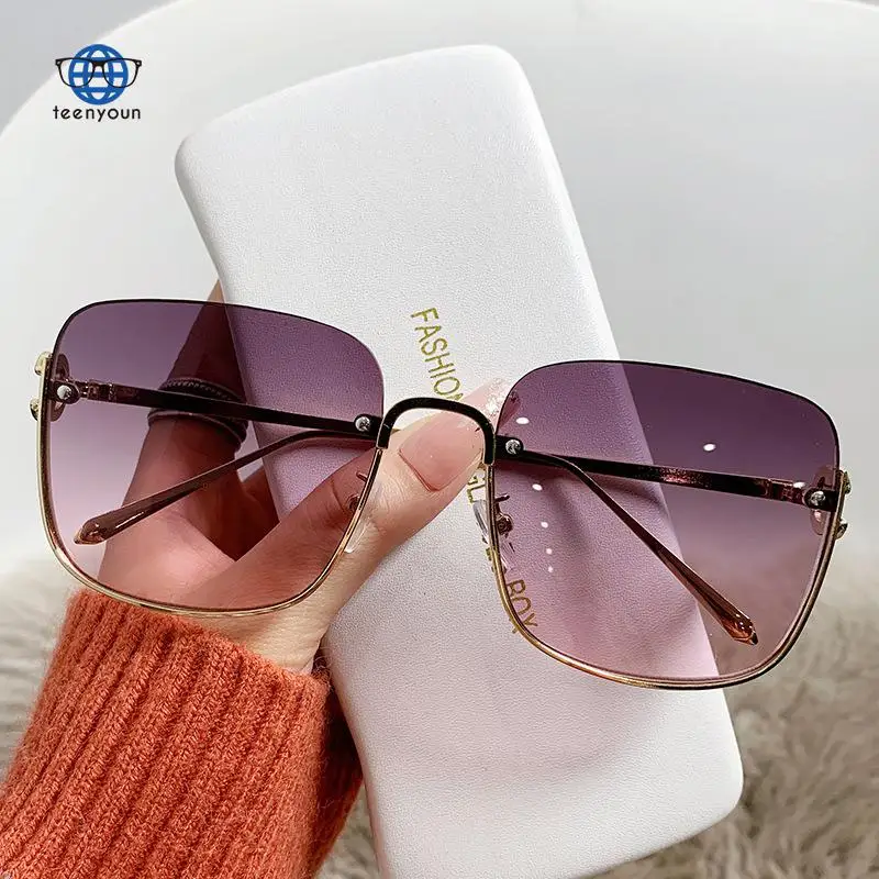 

Международная торговля, женские новые модные солнцезащитные очки в большой оправе, модные простые полуоправы, металлические плоские линзы,...