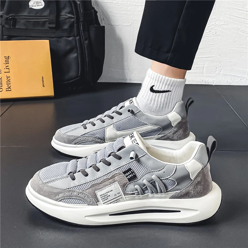 

Spring Flat Lace-up Men's Casual Sneakers Fashion Outdoor Non-slip Comfortable Soft Bottom All-match Trend Solid Shoes for Men