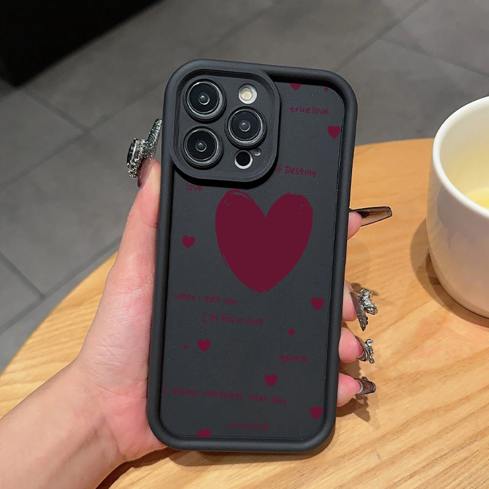 Противоударный мягкий чехол-футляр для iPhone 15, 16, 17 Pro Max, 16, 15 Pro, 16, 15 Plus, 17 E с дизайном «Бордовые сердечки» и надписью «Признание» (art.: 3920db2bfe525) - 3920db2bfe525