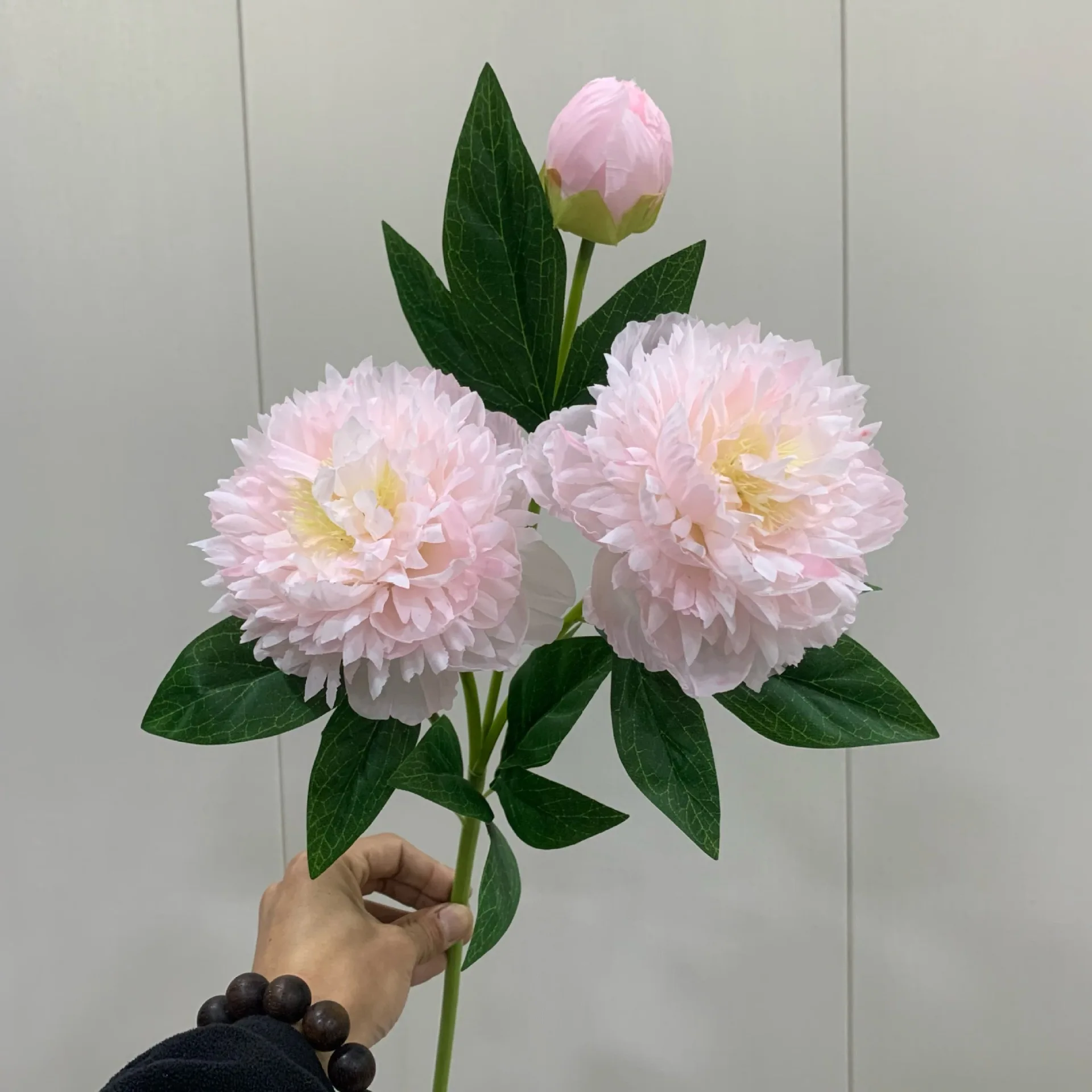 

Искусственные шелковые пионы Флорес