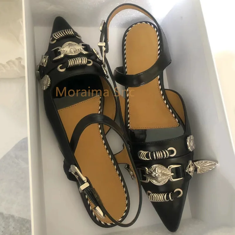 Retro Toe Covered Women's Sandals 2023 Spring New Punk Style Studded Metal Buckle Flats Shoes Ladies Pointed Toe Sandals