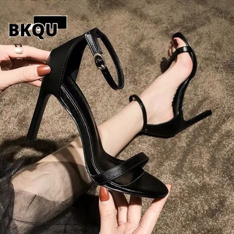 

Женские сандалии BKQU на высоком каблуке, кожаные туфли с открытым носком и ремешком с пряжкой для вечеринки, весна-лето 2022, Новое поступление,...
