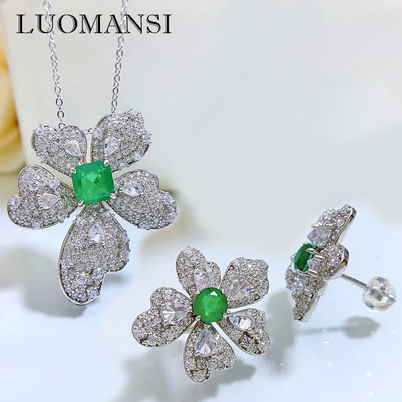 

Комплект из колье и серёг, из серебра 100% пробы, 8 х8 мм