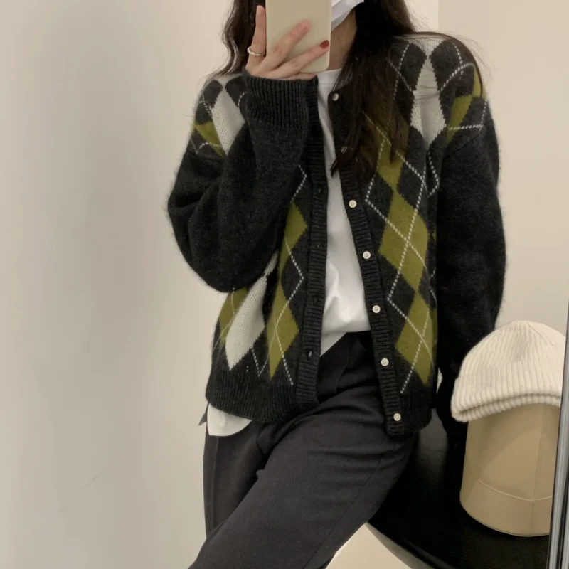 

2022 Autumn and Winter Women Cardigans Coat Single-breasted Cardigans Women Casual Fashion Kintted Jacket Women Coat Streetwear