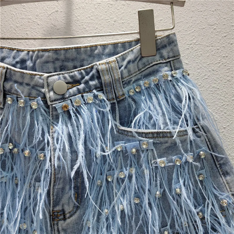 Kohuijoo Diamond Denim Shorts Women 2023 Personality Heavy Ostrich Hair Design Tassel Fashion Washed Female Jeans Shorts