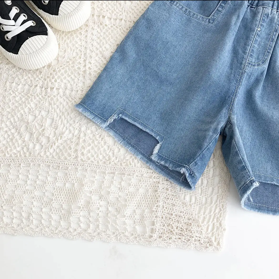 Children's Suit 2022 Summer New Gray, Letter Printed Sleeveless Boys and Girls Baby Denim Shorts Fashion Two-Piece Suit