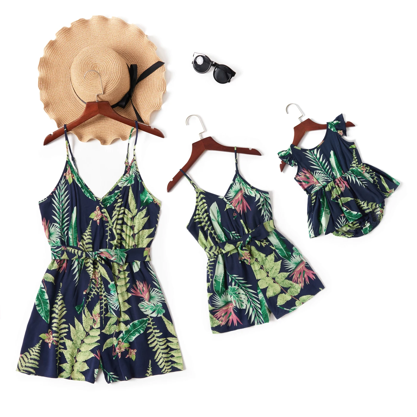 

MUMU Leaf Print Green Sling Short Rompers for Mommy and Me