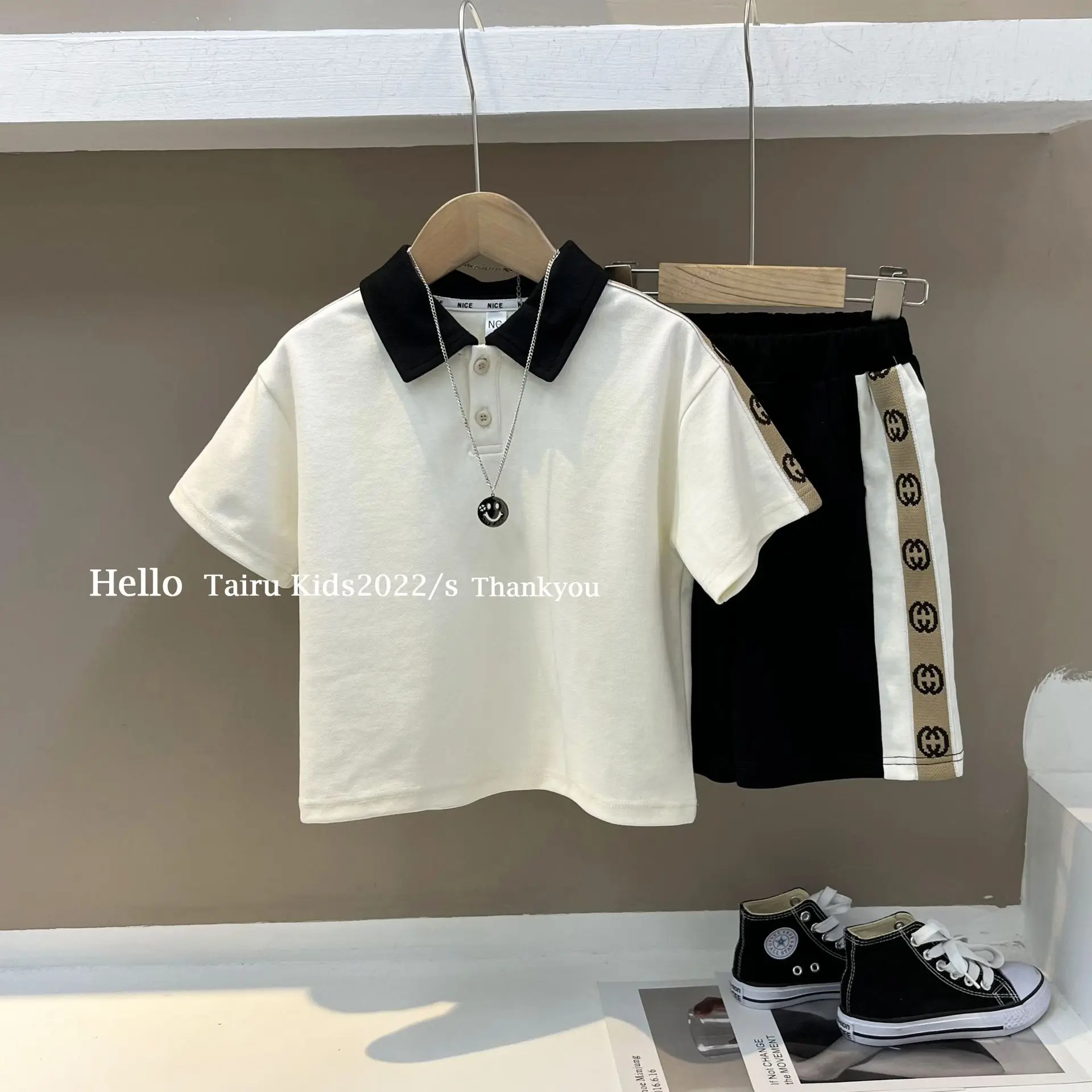 

2022 summer new children's fashion temperament suit baby casual handsome polo short-sleeved two-piece tide