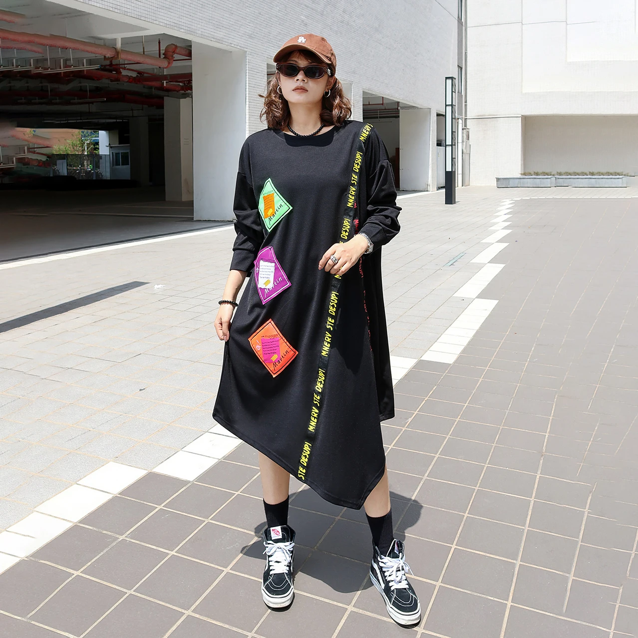 240950 Осенние модные платья нестандартной формы женские лоскутные свободные