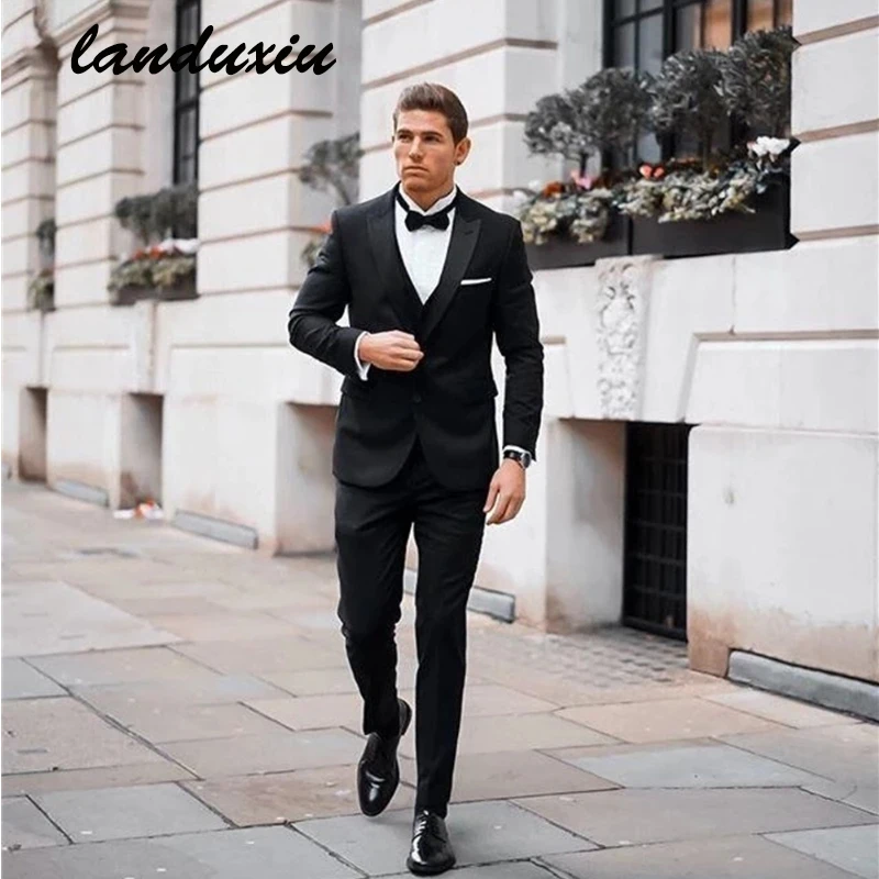 

Landuxiu 2022 New Arrival Double Breasted Mens Tuxedos Two Pieces Suit for Wedding Prom Peaked Lapel Groomswear (Jacket+Pants)