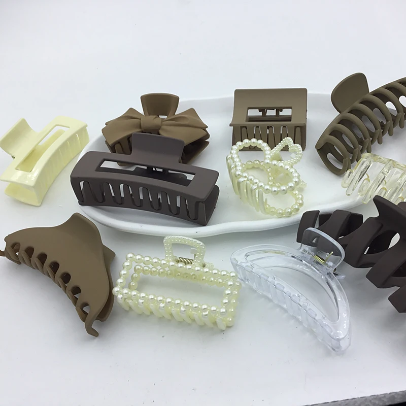 

Fashion Simple Cream Coffee Color Acrylic Hair Clip Women Geometry Barrette Crab Hairpin Headwear Korean Girl Hair Accessories
