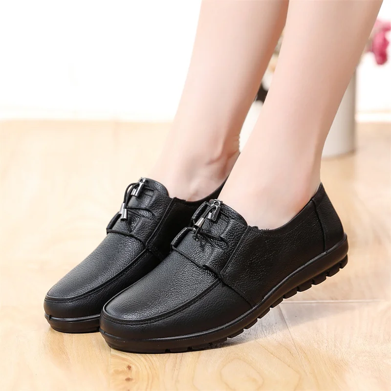 large size mother shoes leather cowhide soft bottom flat  middle-aged and elderly non-slip leather shoes elderly women's shoes