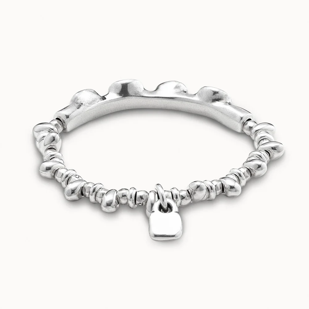 Серебряный браслет с зелеными камнями