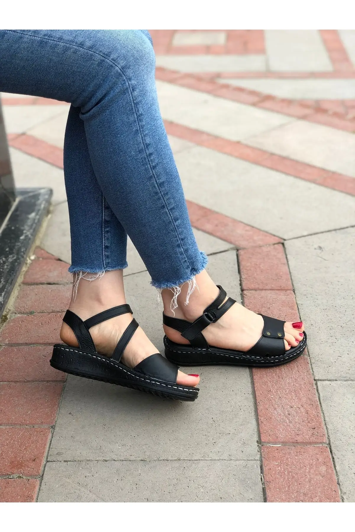 

Women's Genuine Leather Sandals Fashion New Summer Comfort Breathable Casual Quality Ladies Style Light Slipper Sandals