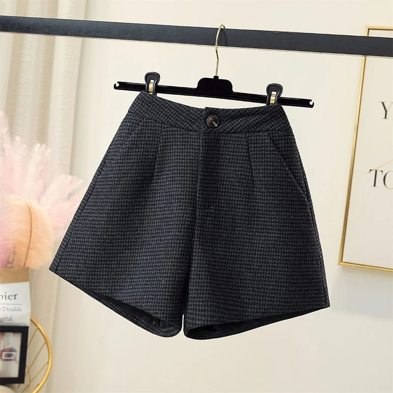 

Hot sale skirt,2023 Autumn New High Waist Wide Leg Shorts Winter Wear Boots Booty Shorts Winter Woolen Houndstooth Shorts for Wo
