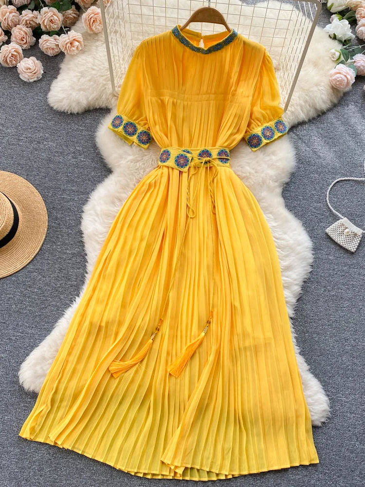 

Summer Women Embroidered Pleated Long Dress Elegant Roudn Neck Draped Patchwork Beach Maxi Vestidos With Belt Female New Fashion