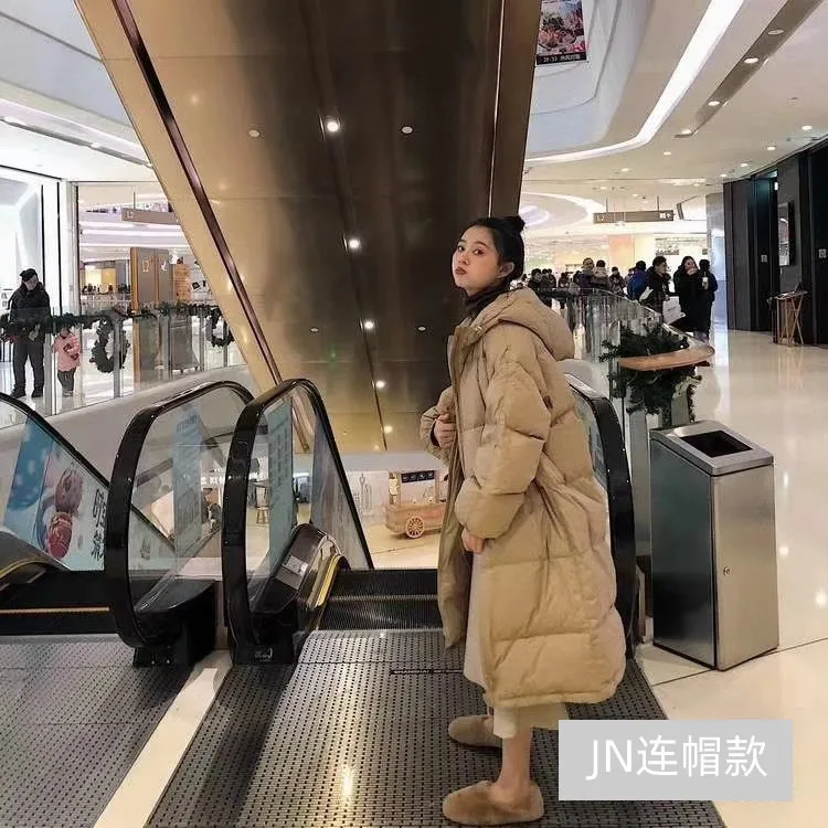 2022 Autumn Winter New Hooded Loose Down Jacket Womens Middle and Long Jiangnan White Duck Down Jacket Tide Womens Coat