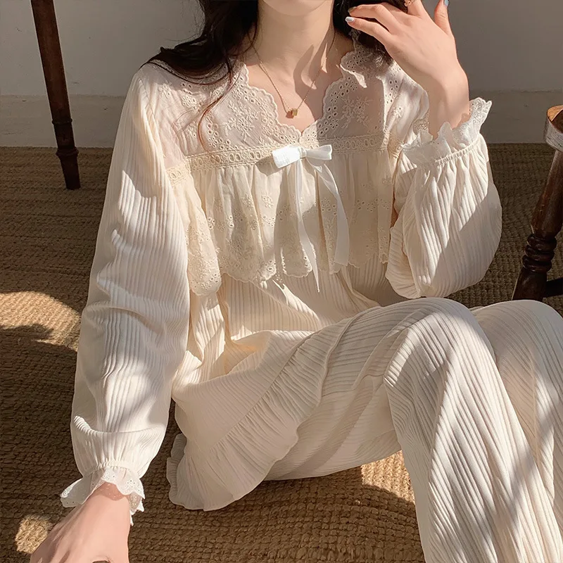 Spring and autumn new pajamas ladies' court style solid color lace long-sleeved trousers home service two-piece suit