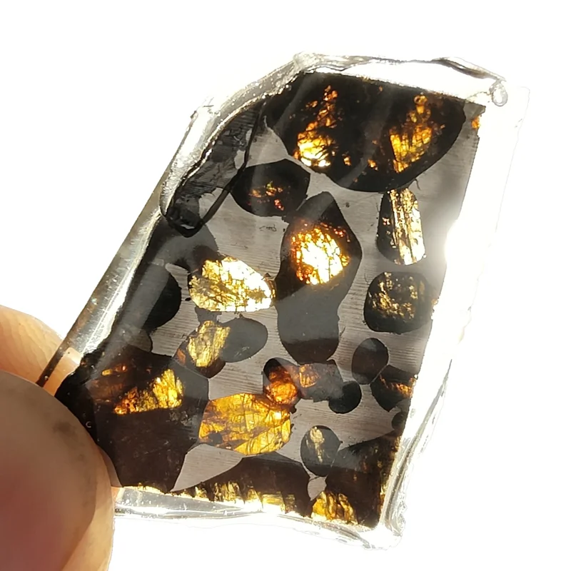 

High-quality Olive Meteorite 4.9 Grams Tiantie Meteorite Natural Meteorite Material Specimen Slice