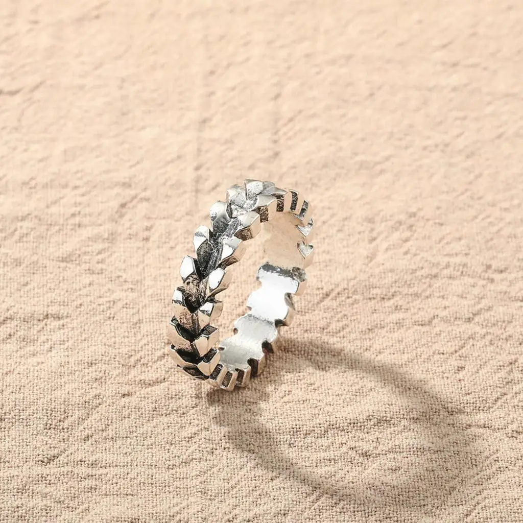 

Kinital April masculinos de prata feitos à mão para pneus de caminhão de aço inoxidável anéis de casamento masculinos anéis de