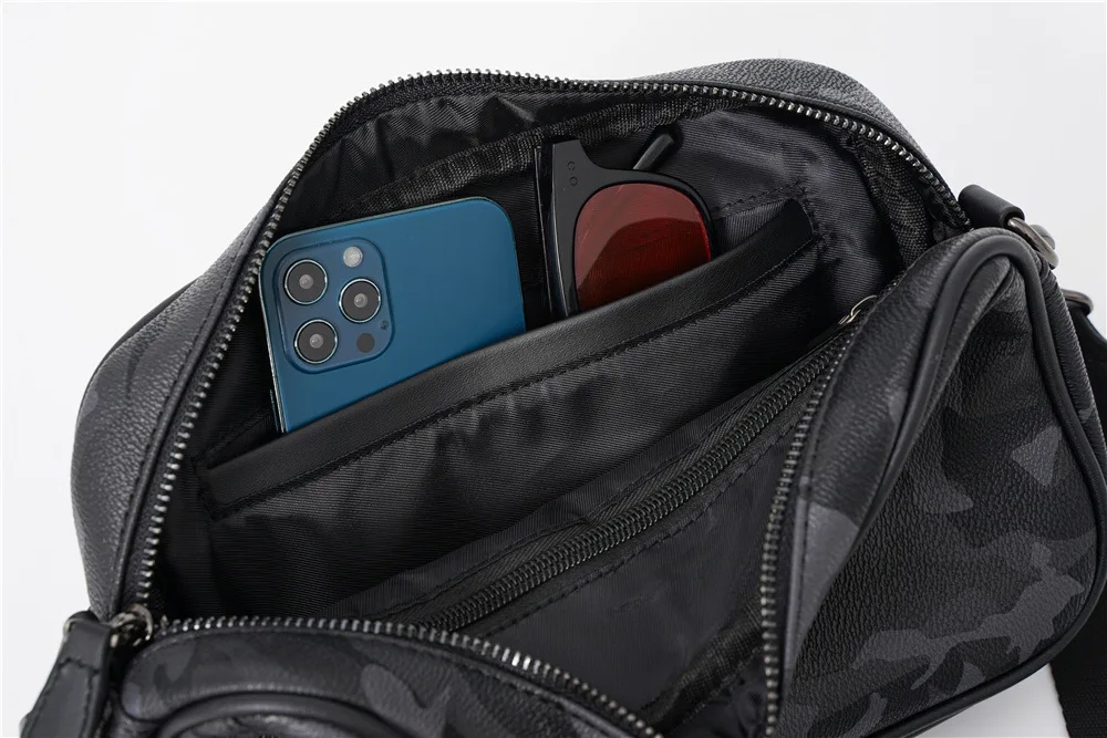 Casual Sport Small Square Bag fro Men Shoulder Crossbody Bag Small Messenger Bag Camouflage Leather Male Travel Handbag Clutches