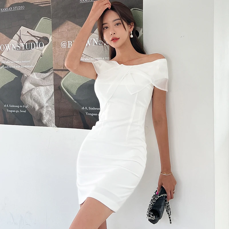 

Новинка лета 2022, корейские знаменитости, эксклюзивное элегантное строченное платье с одной линией воротника, тонкое модное женское банкетное платье