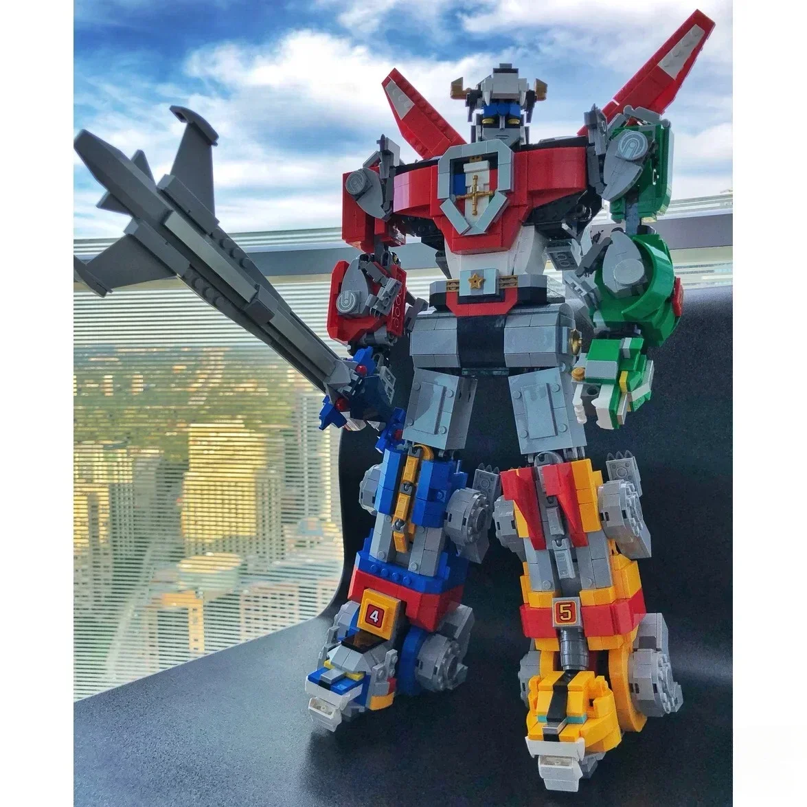 Вольтрон Защитник Вселенной конструктор 2334 деталей