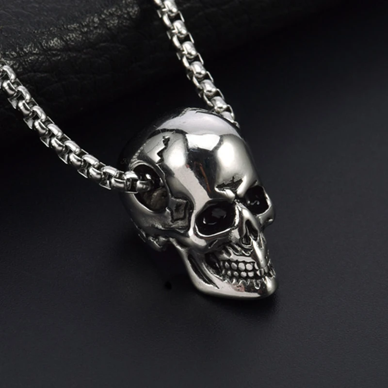 

Vintage Hip-hop Punk Stainless Steel Skull Necklaces Women Men Cool Domineering Skeleton Pendant Necklace Chains Gothic Jewelry