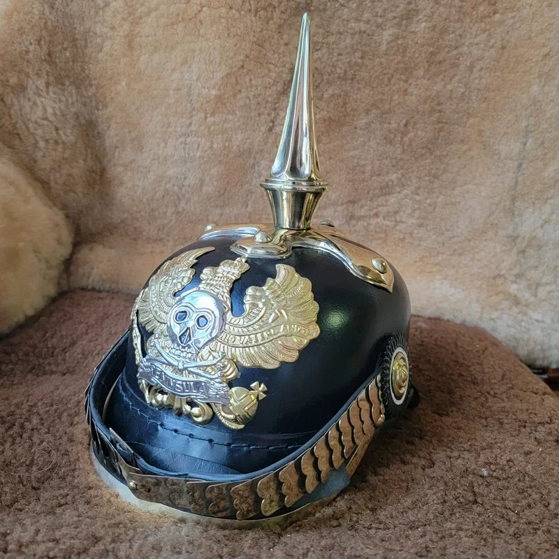 Немецкий заостренный шлем PICKELHAUBE времен Второй мировой войны прусский армейский