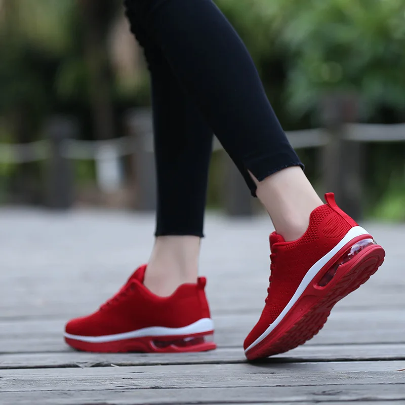 Couple Running Shoes Fashion Breathable Outdoor Male Sports Shoe Lightweight Sneakers Women Comfortable Athletic Training Footwe