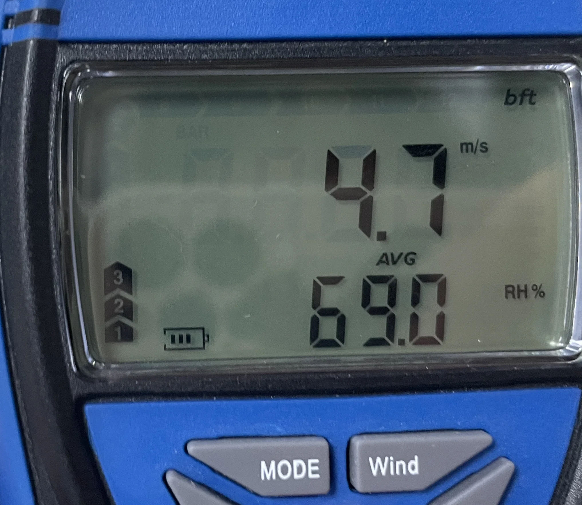 Фото Метеорологический измеритель 8806WM с Bluetooth и приложением, 360° °   Измеритель скорости ветра, температуры, влажности, барометр, высотомер, точка росы, компас для полевых работ и активного отдыха №1