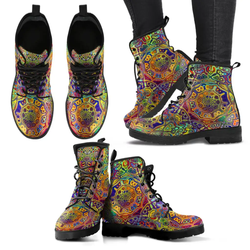 

ELVISWORDS Fashion Bohemia Printing Boots Women Leather Ankle Boots Women Round Toe Thick Heel Shoes Solid Chelsea Boots Casual