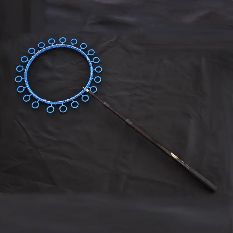 Великолепные реквизиты для демонстрации пузырей: волшебный пузырьковый дракон с