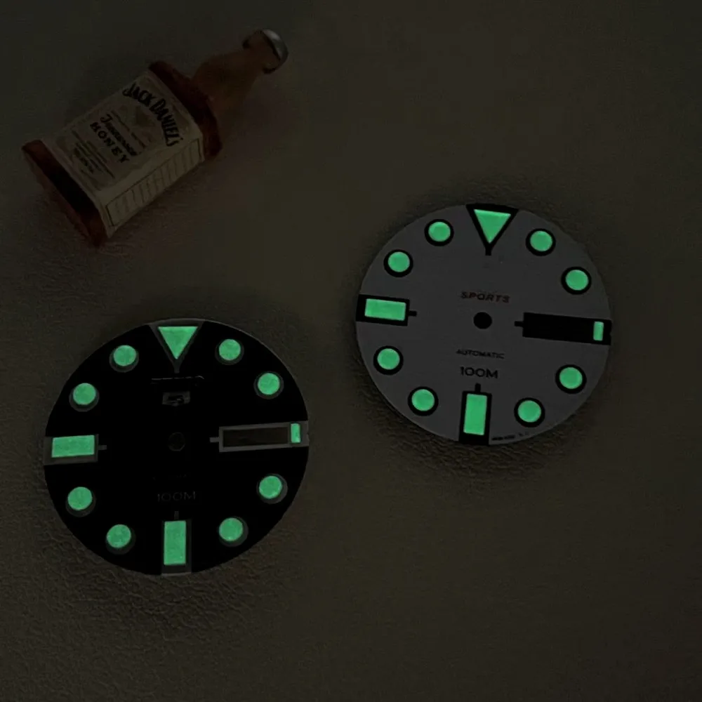Modified watch accessories dial 28.5MM literal 3C luminous adaptation NH36A/NH36/4R36 heart abalone