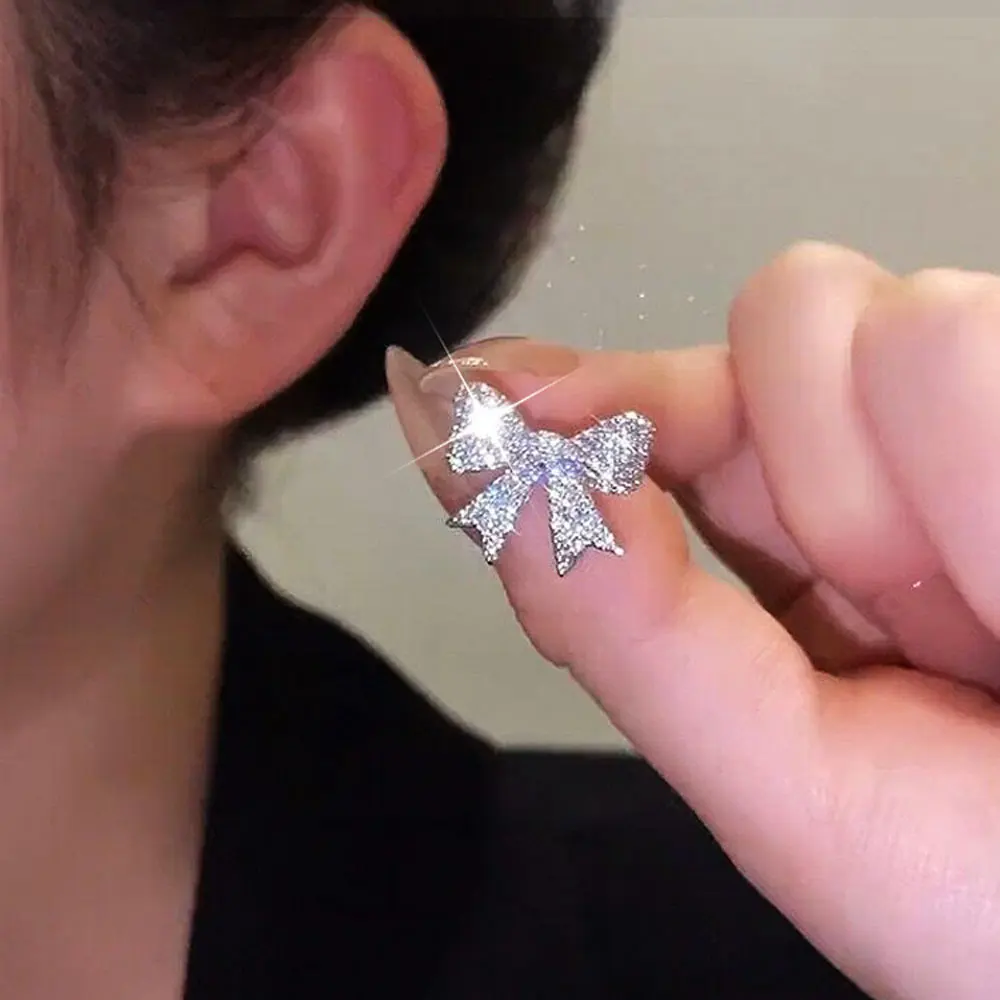 

YATAY Temperament simple non pierced earrings romantic butterfly micro inlaid cubic zircon exquisite earrings luxury jewelry