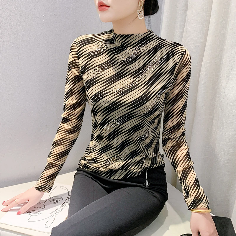 # 7442 полосатая сетчатая футболка с принтом женская обтягивающая короткая в