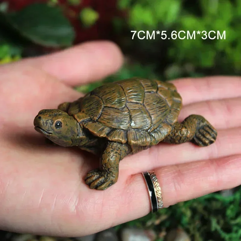 

Миниатюрная фигурка черепахи из смолы