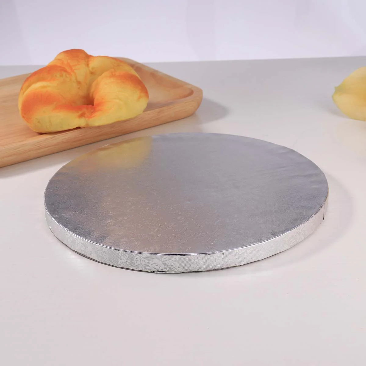 

1 PC Cakes Moving Plate Round Cake Turntable Cake Board Baking Tool for Presenting Cakes Decorating Chocolate