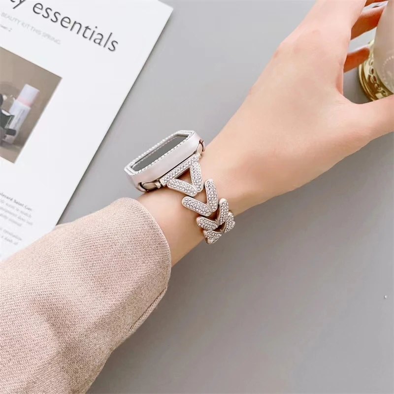 

Diamond-encrusted Metal Bracelet for Apple Watch Band 40mm 41/42/45/44mm Fashion Jewelry Strap iWatch Series 8/7/6/5/4/3/SE/49mm