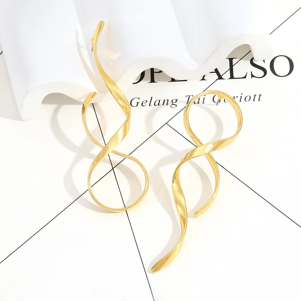 ZAA трендовые металлические серьги неправильной формы золотого цвета в форме