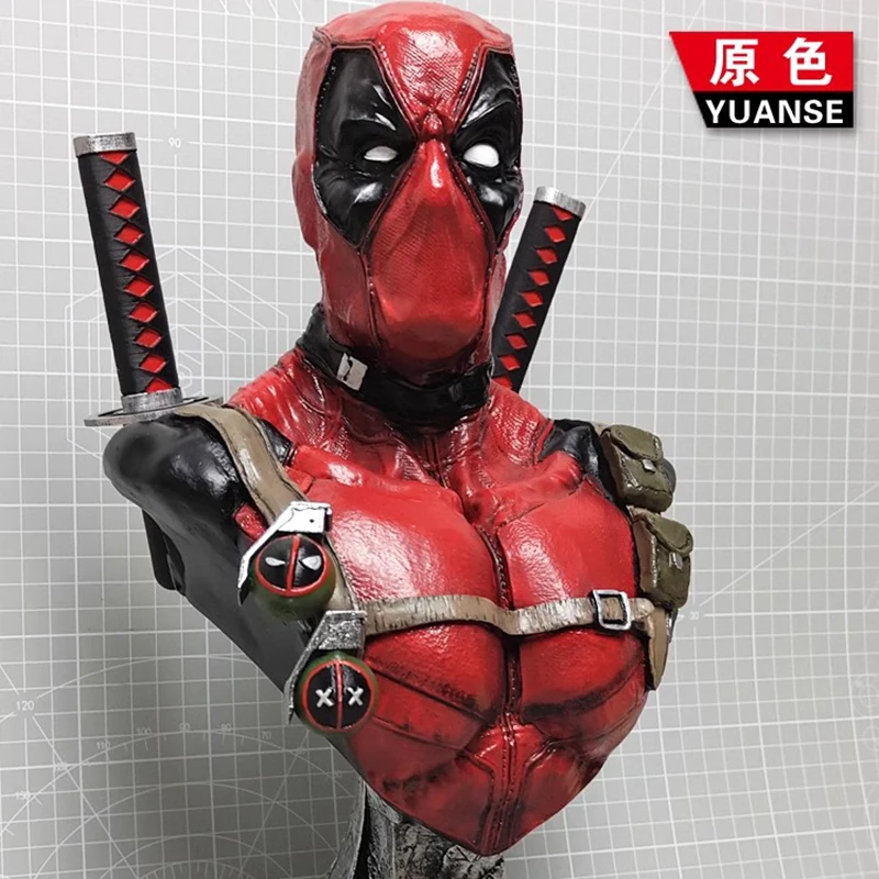 

Экшн-фигурка супергероя из смолы, 33 см