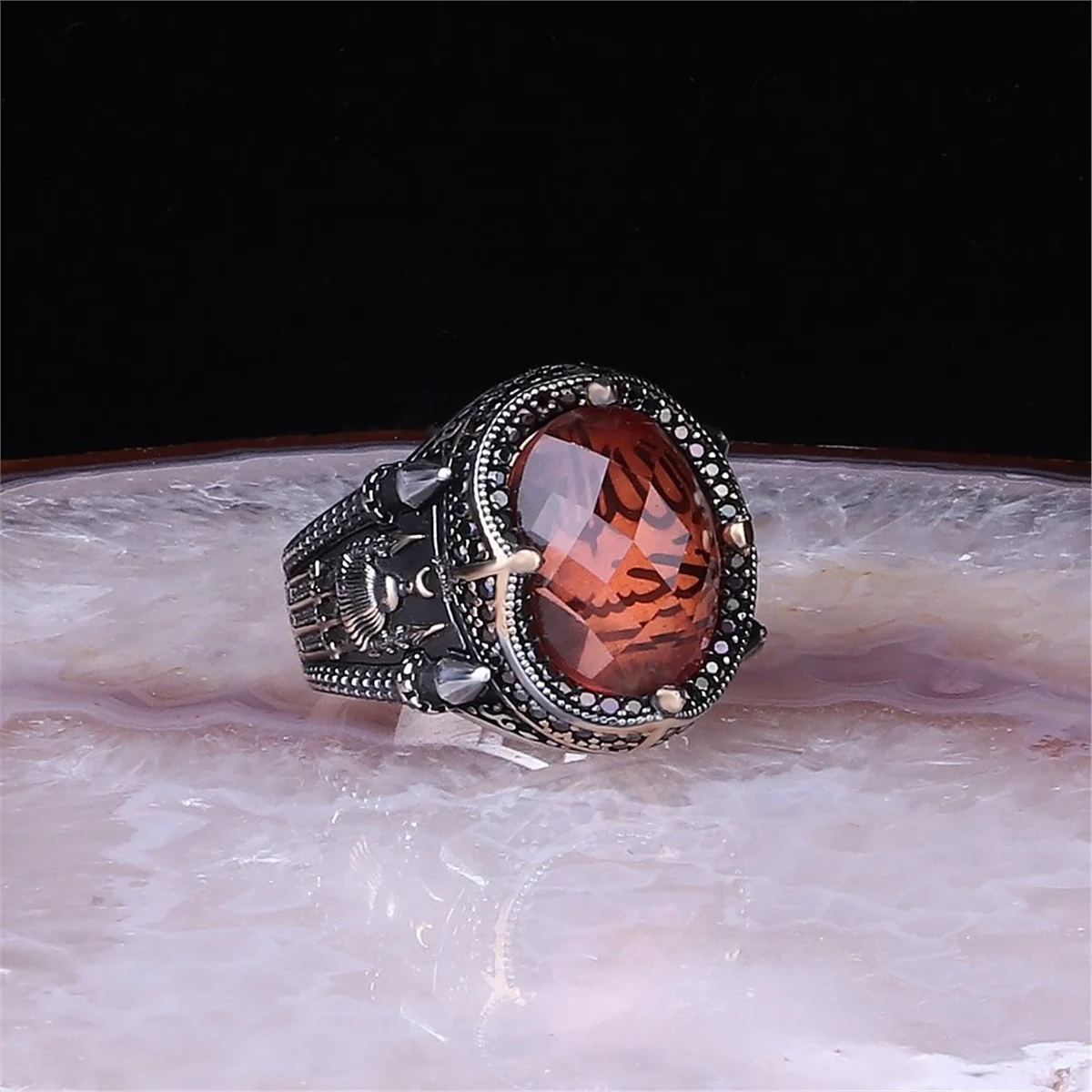 

2022 new copper material open adjustable ring amber gemstone personality high jewelry fashion luxury suitable for men with gifts