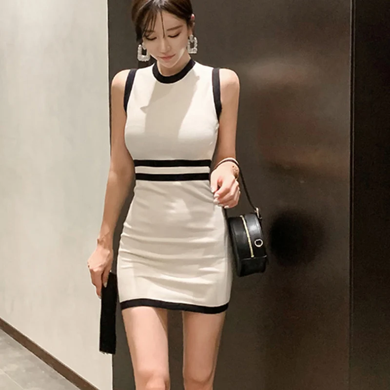 

Han edition popular spring new knitting dress skirt temperament round collar sleeveless packet buttock