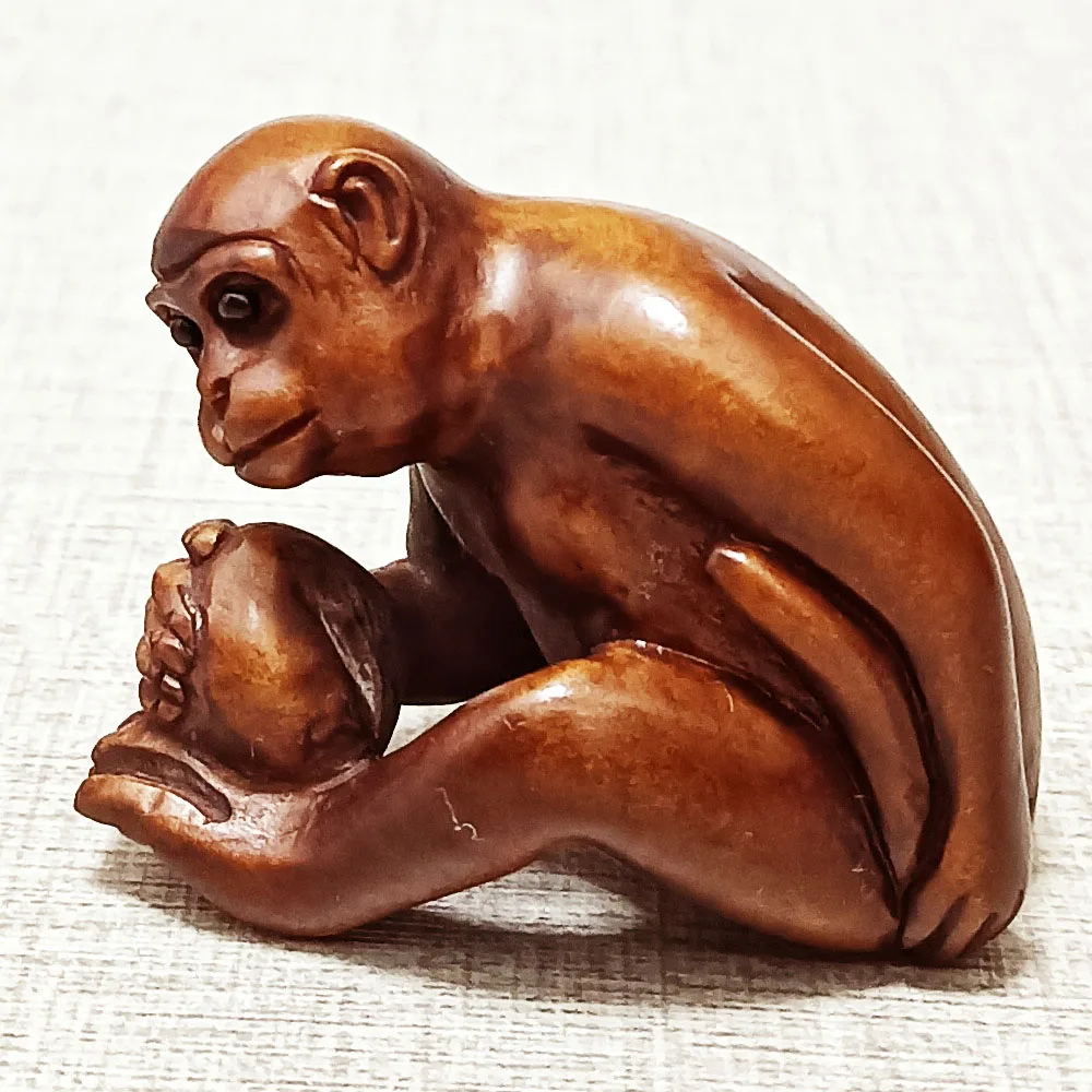 Y113 20-летняя 2-дюймовая миниатюрная скульптура Нэцке из японского самшита с ручной