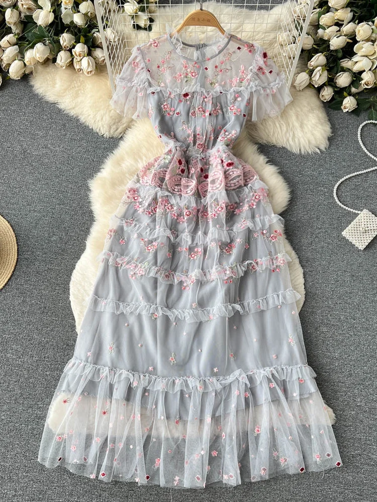 

Runway Design Summer O-neck Ruffle Short Sleeve Long Dress Women Vintage Floral Embroidery Mesh Mid-calf Casual Dress