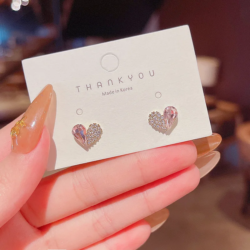 

Wholesale S925 Silvers Post Creative Asymmetric Pink Love Heart Stud Earrings Dropshipping Jewelry Women Fashion Gift