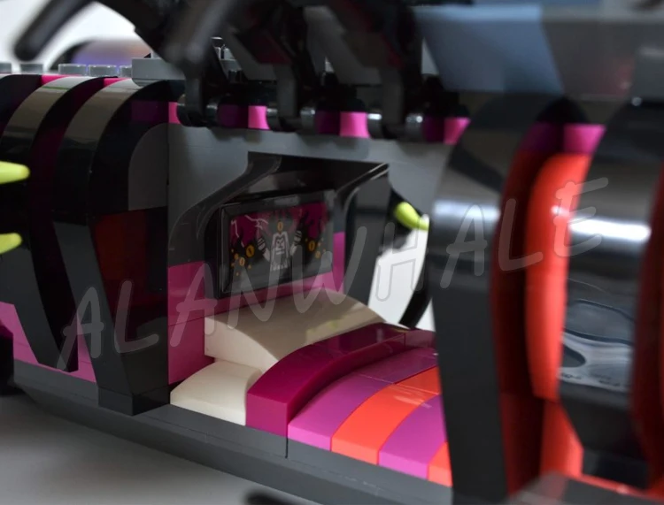 1388 шт. Dream Nightmare Shark Ship Tand Mode Monster Vehicle Flying Eyeballs 81469 Строительные блоки Игрушка