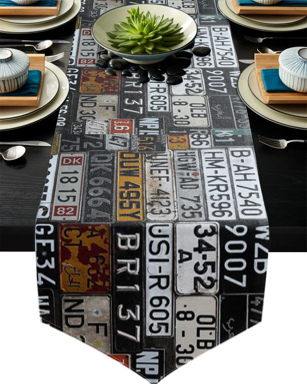 

Museum Car License Plate Retro Style Table Runner Table Cover For Home Wedding Banquet Festival Party Catering Hotel Table Decor