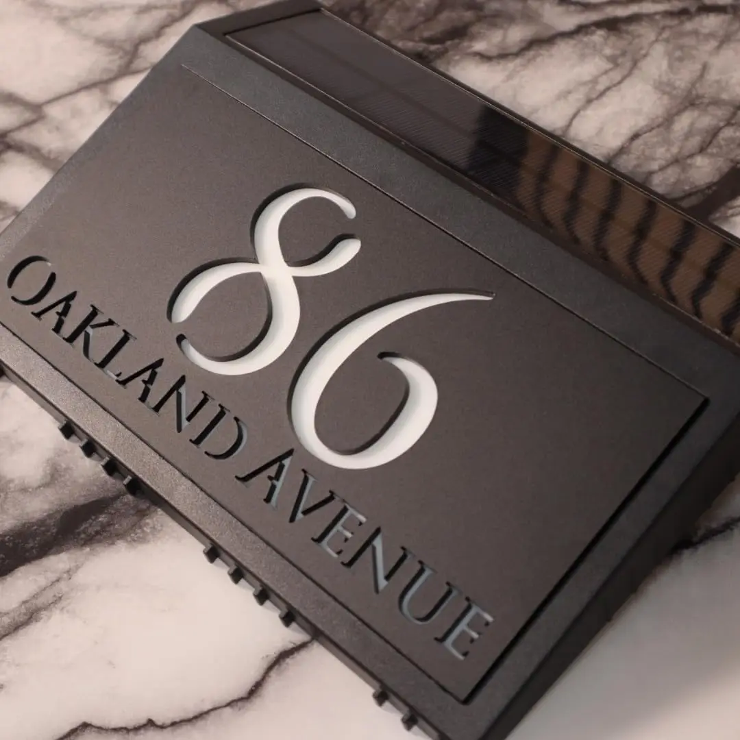 

Светодиодная адресная табличка La Luce A5 из акрила